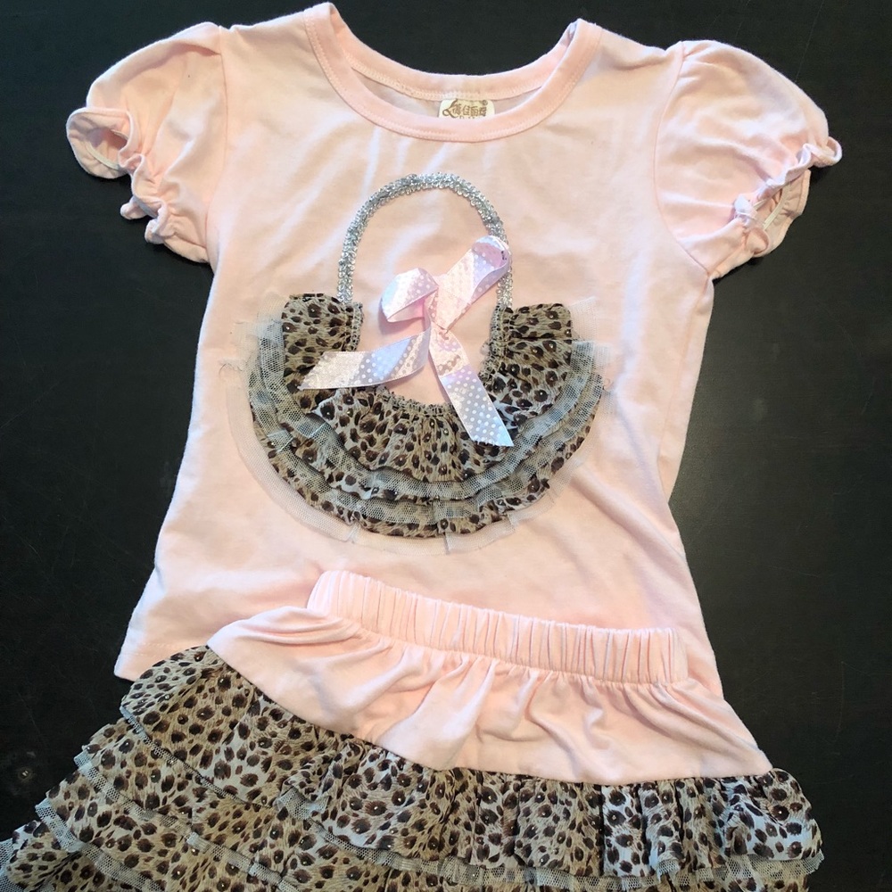 Sassy Leopard and Pink Outfit